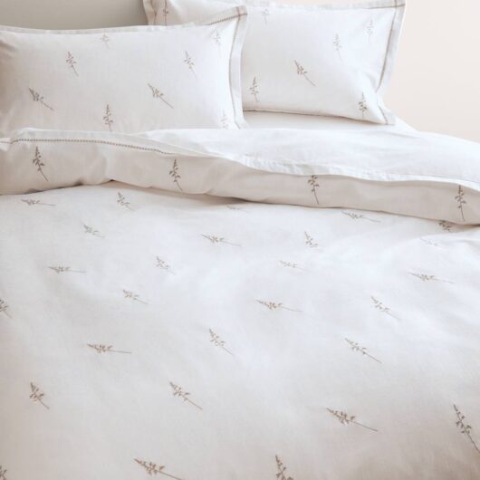 M&S Pure Cotton Embroidered Sprig Bedding Set White